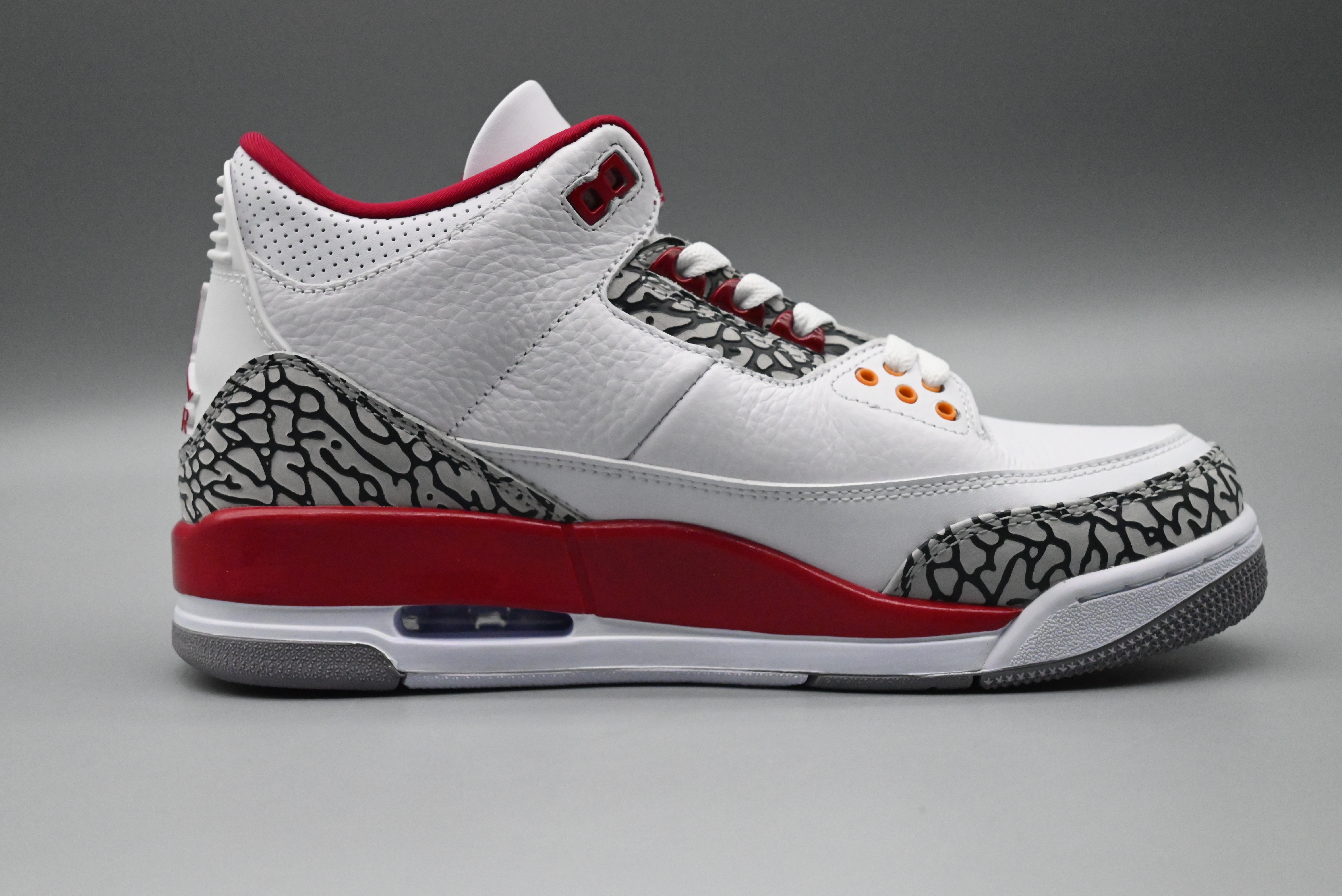 Air Jordan 3 Retro Cardinal Red23