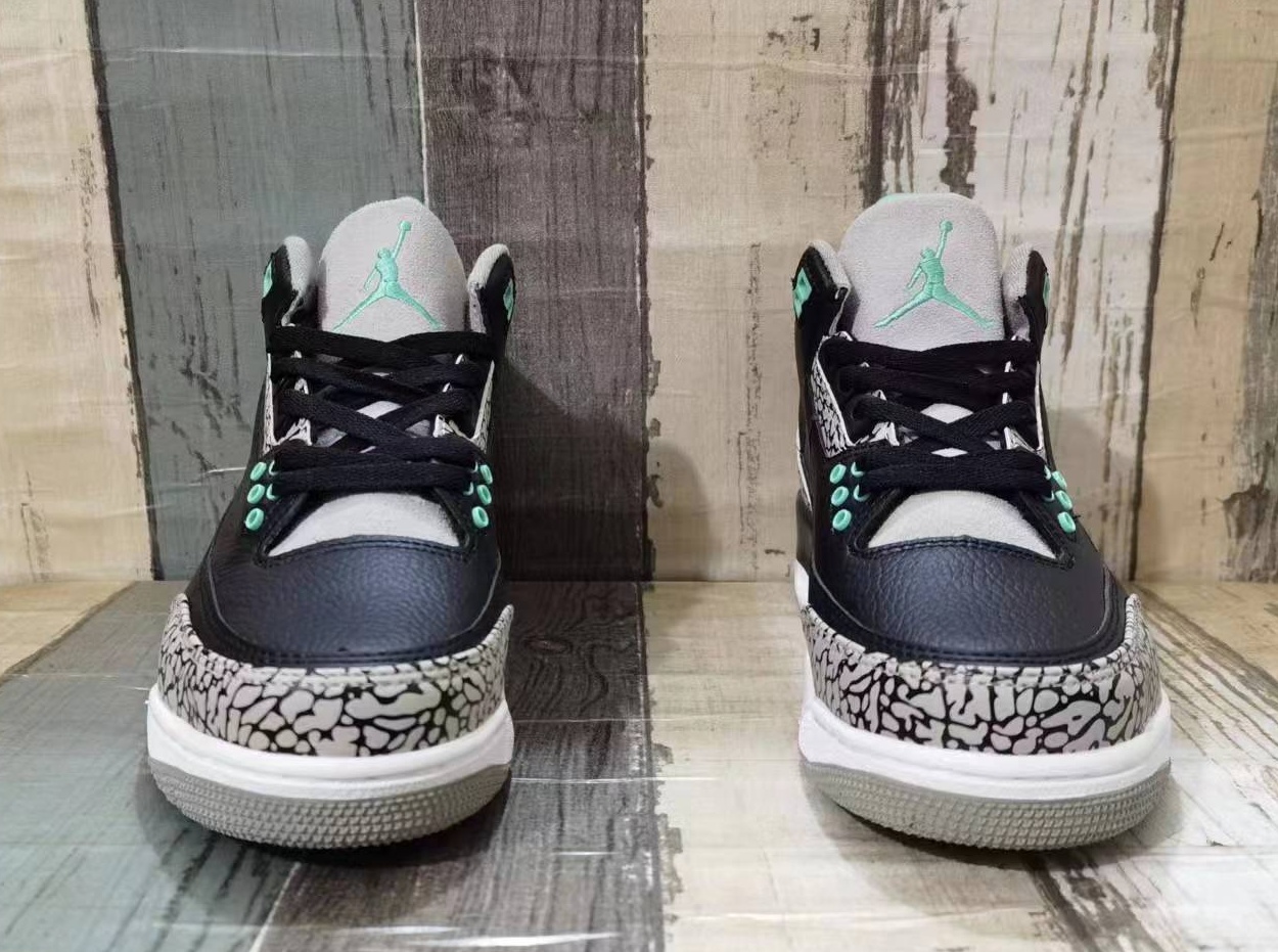 Air Jordan 3 Retro「Tiffany」