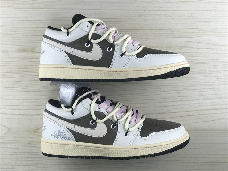 Air Jordan 1 Low