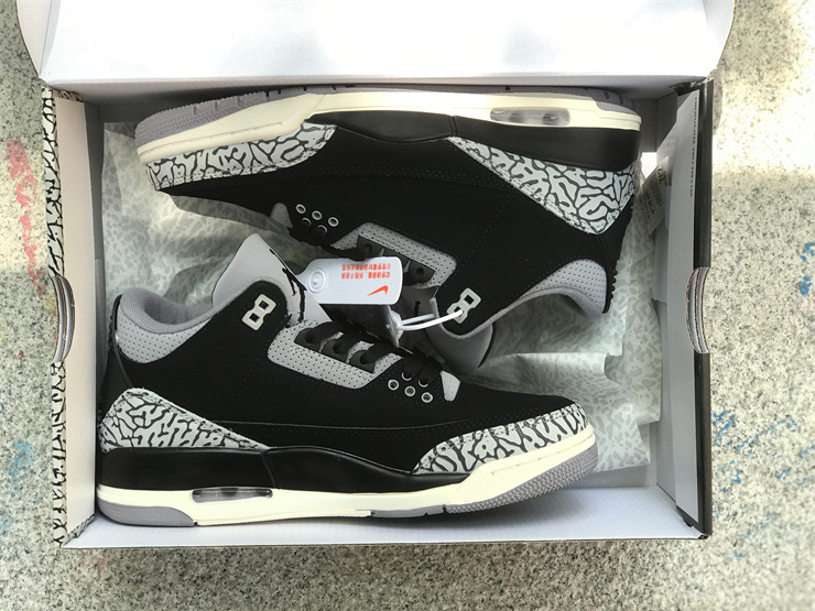 Air Jordan 3 WMNS “Off Noir”23