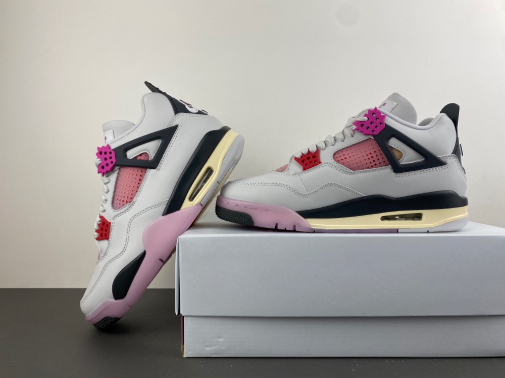 Air Jordan 4 valentine-s-day