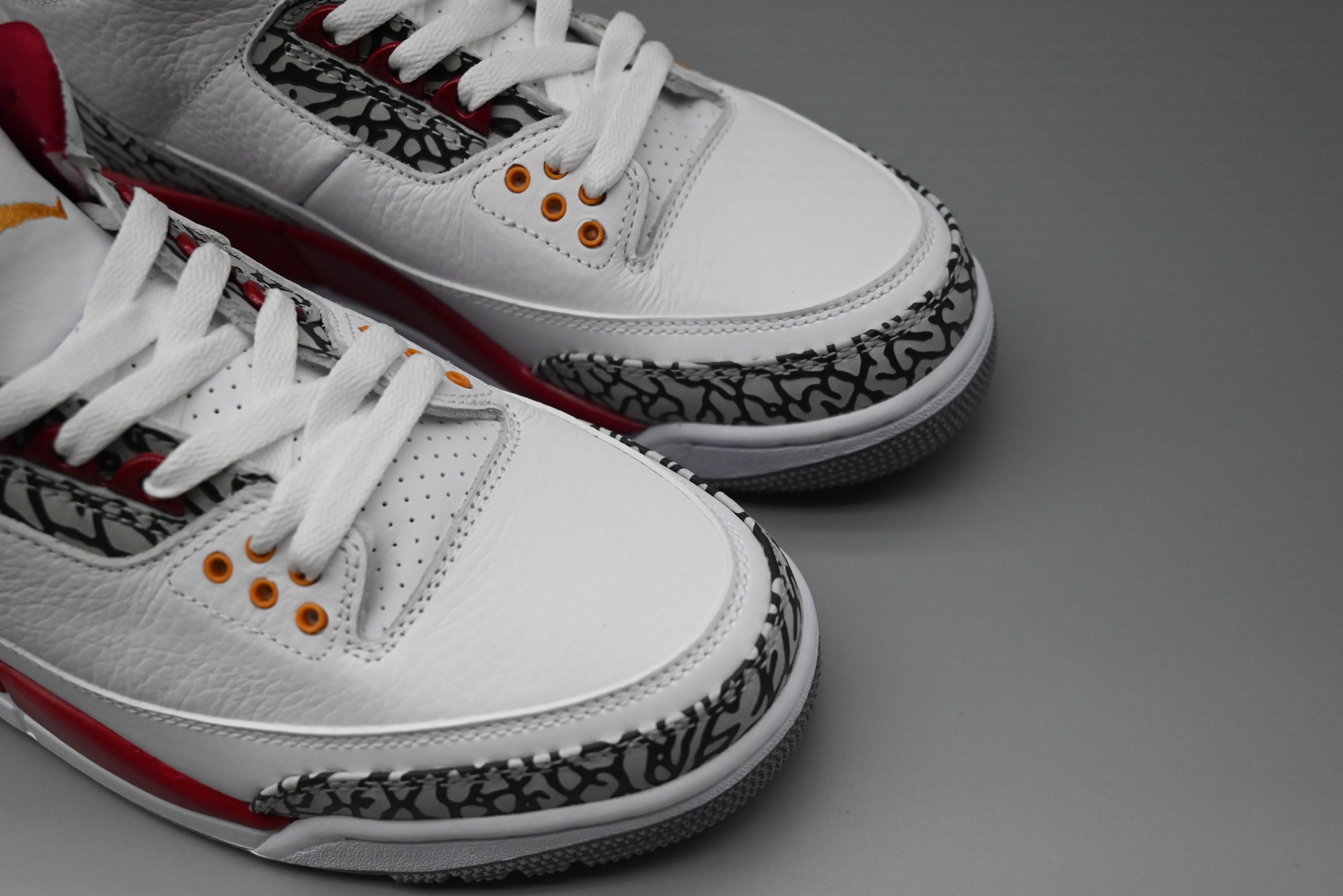 Air Jordan 3 Retro Cardinal Red23