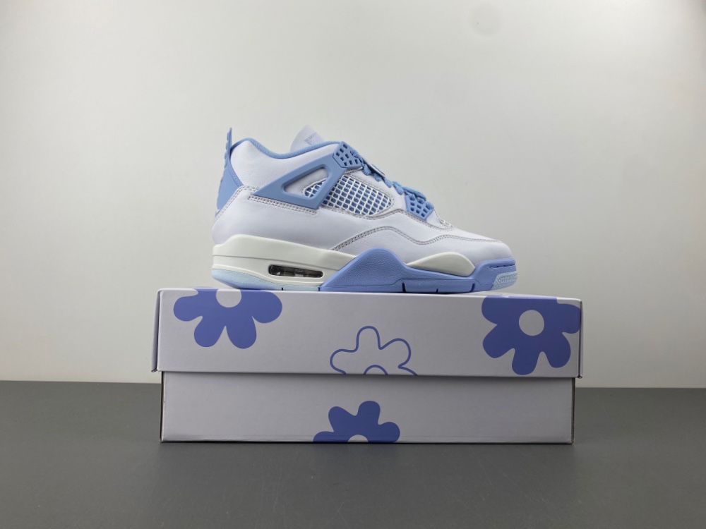 Air Jordan 4 valentine-s-day3