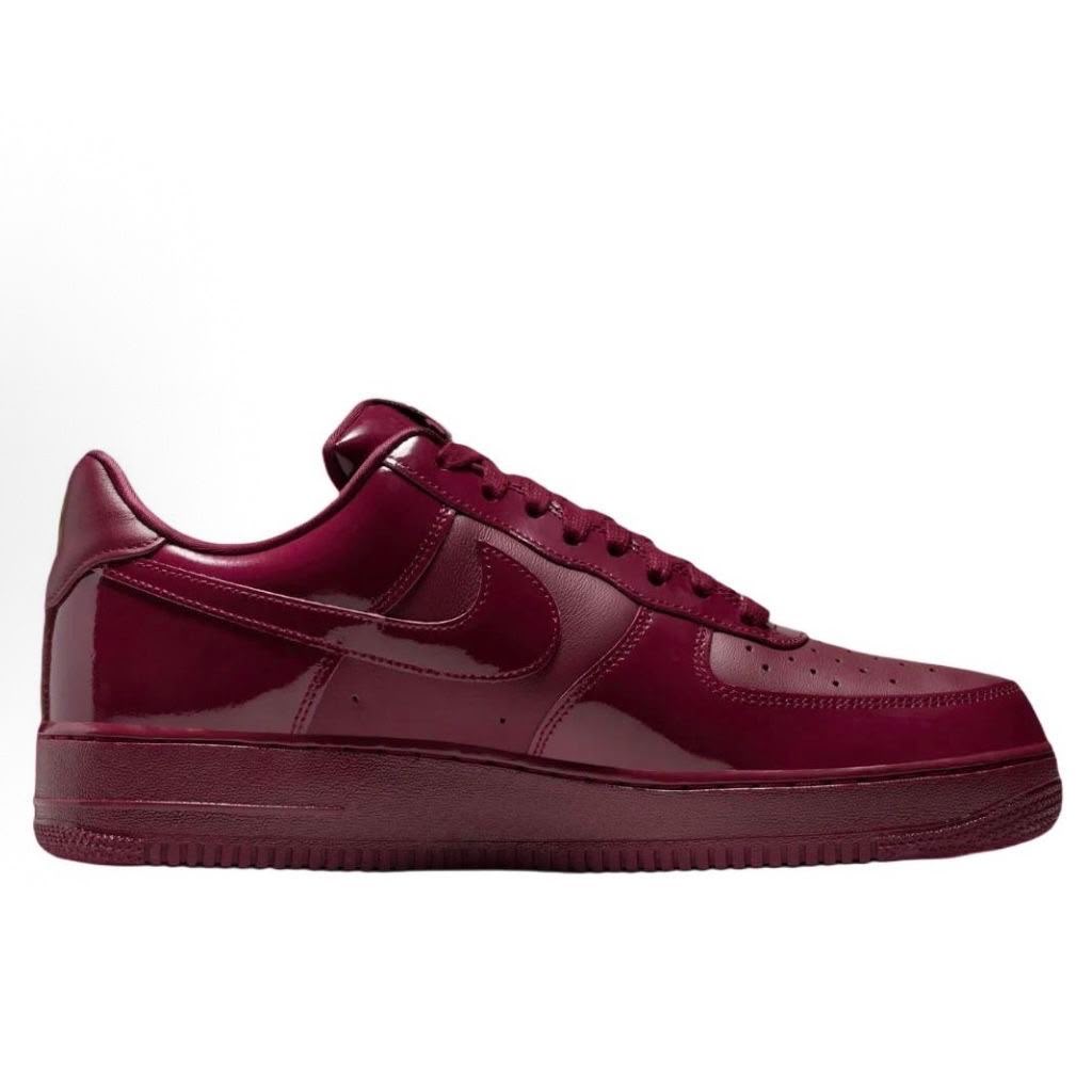 Four sizi 10 dunk  Different colors