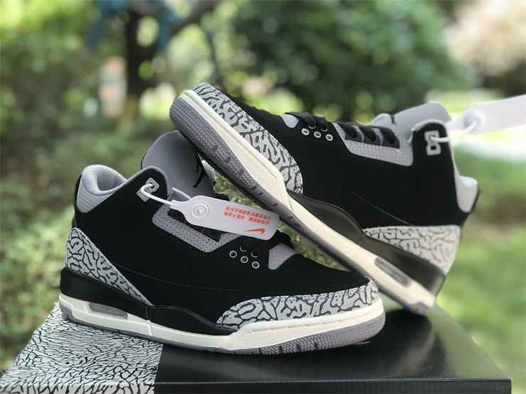 Air Jordan 3 WMNS “Off Noir”23