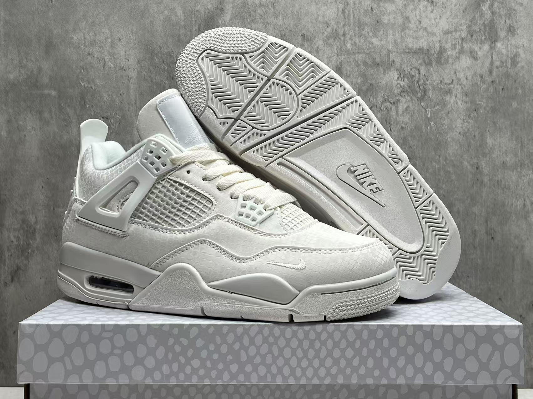 Air Jordan 4  white manba