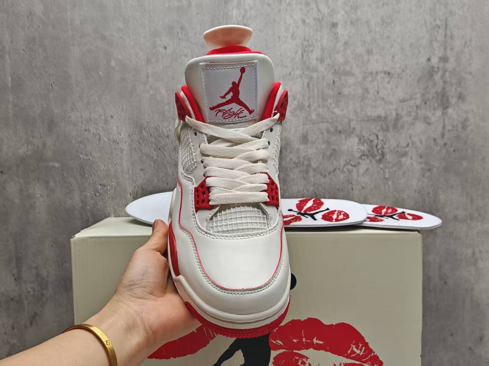 Air Jordan 4valentine-s-day red