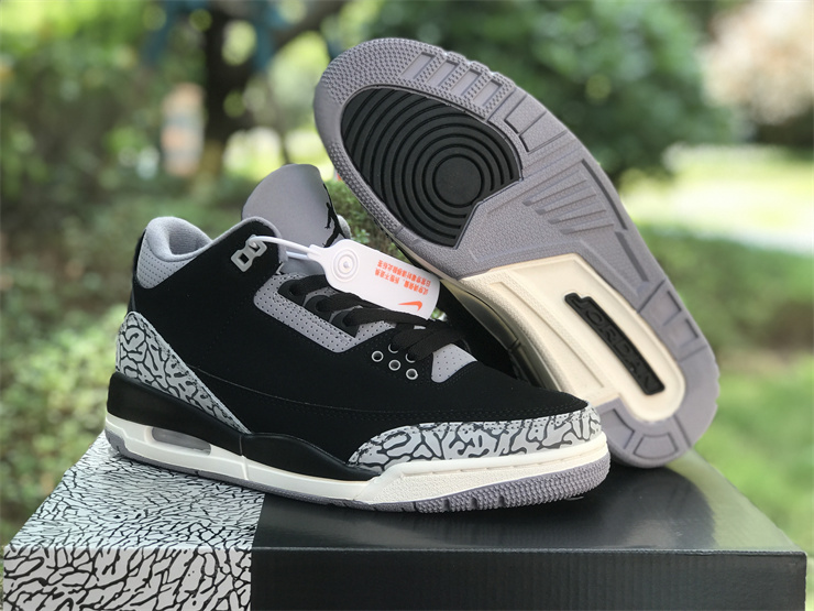 Air Jordan 3 WMNS “Off Noir”23