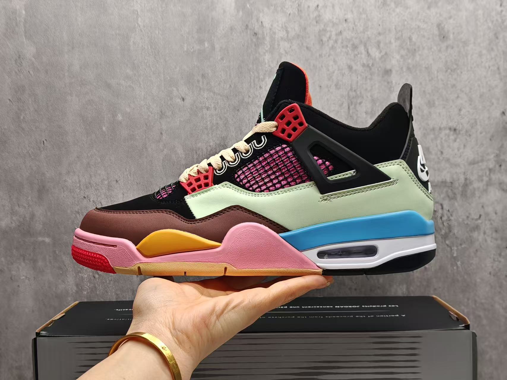 Air Jordan 4 Rainbow