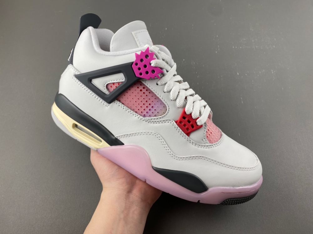 Air Jordan 4 valentine-s-day
