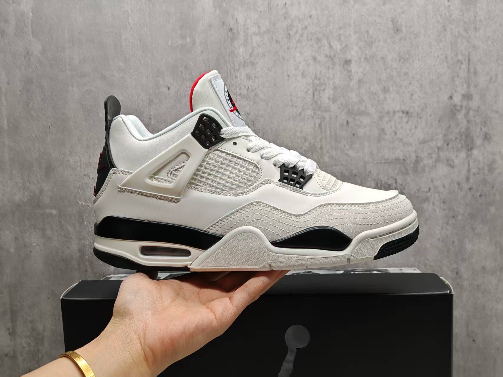 Air Jordan 4 pilot