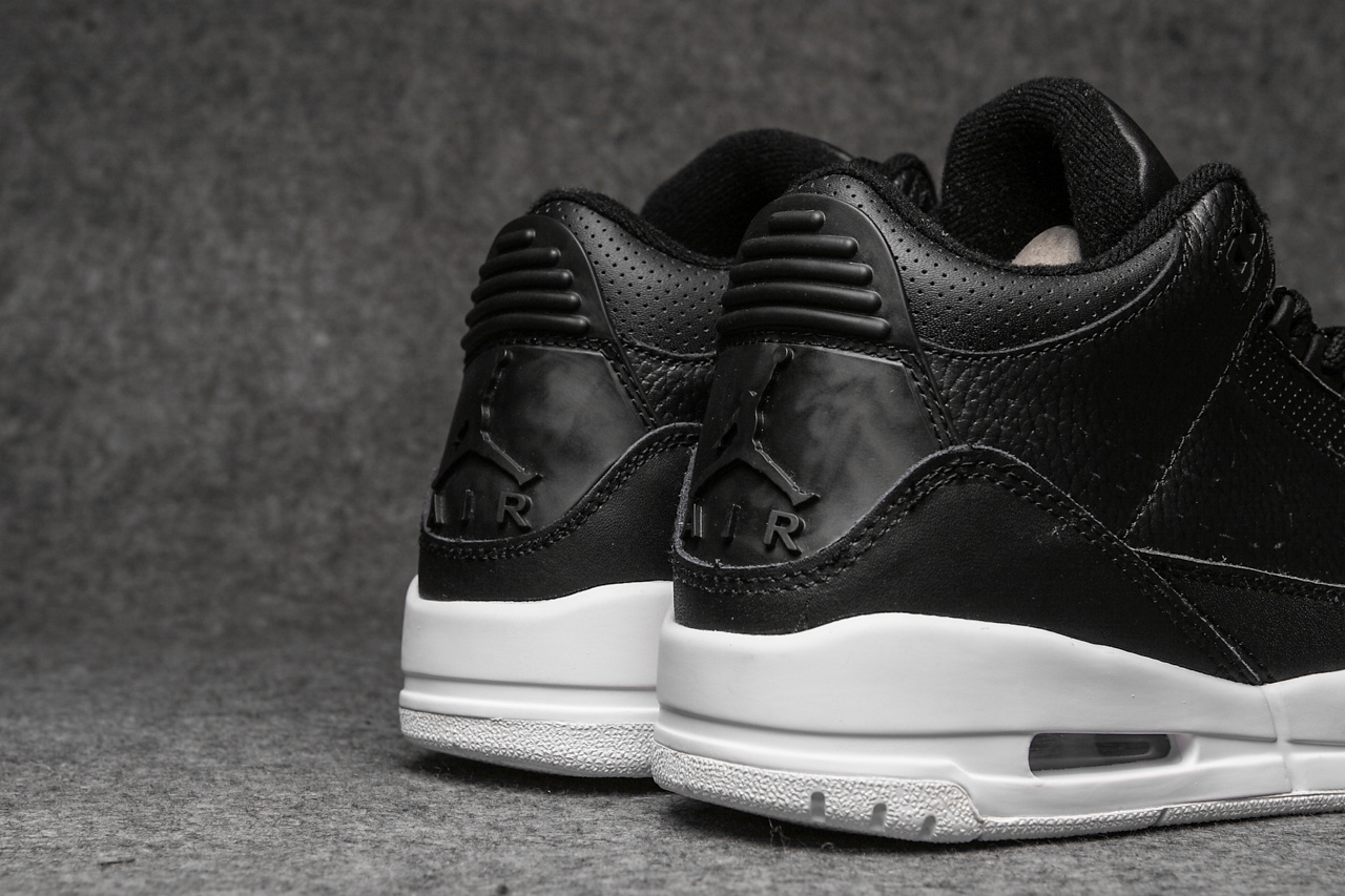 Air Jordan 3 Retro「Cyber Monday」