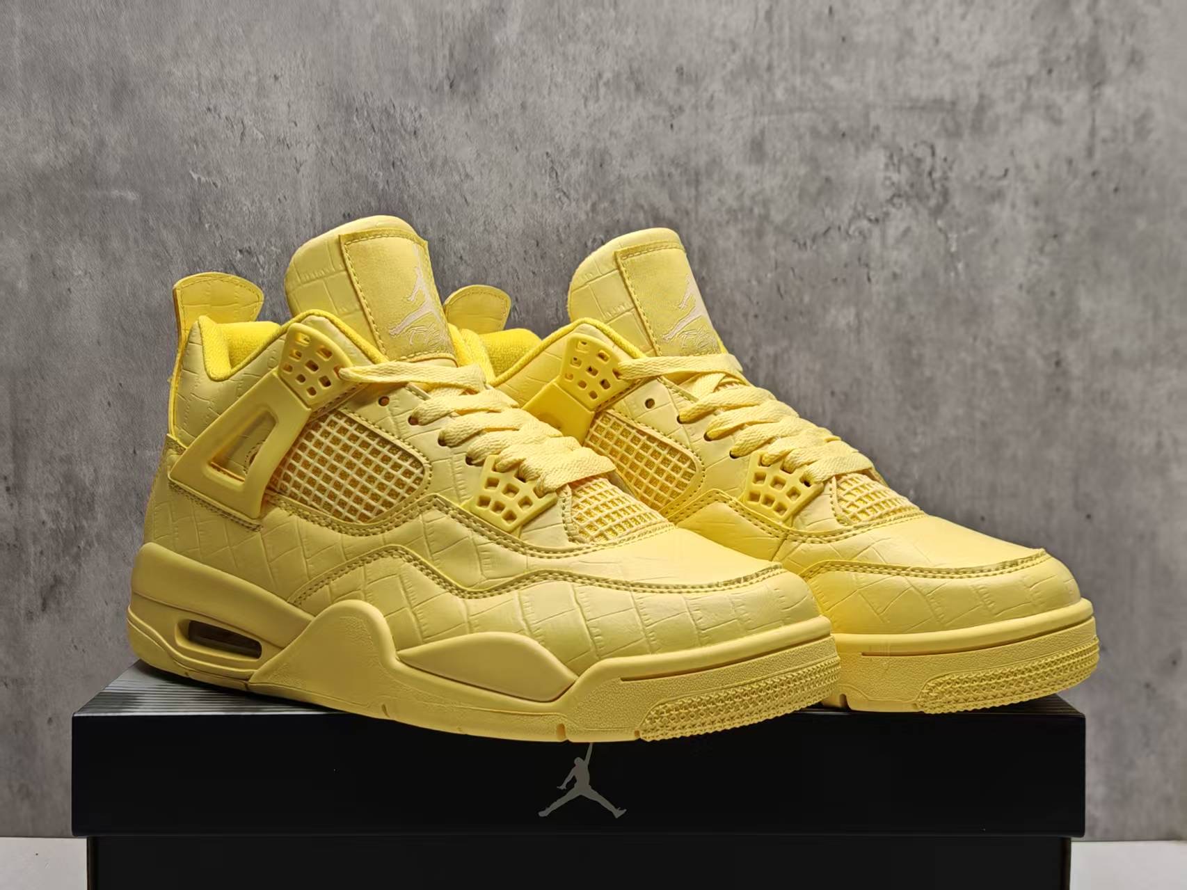 Air Jordan 4 cream yellow