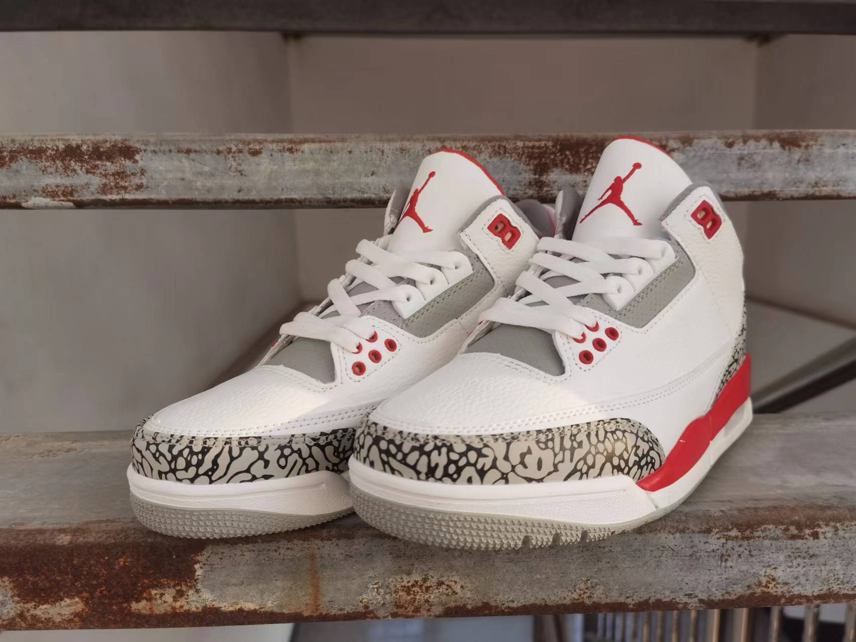 Air Jordan 3 Retro OG Fire Red