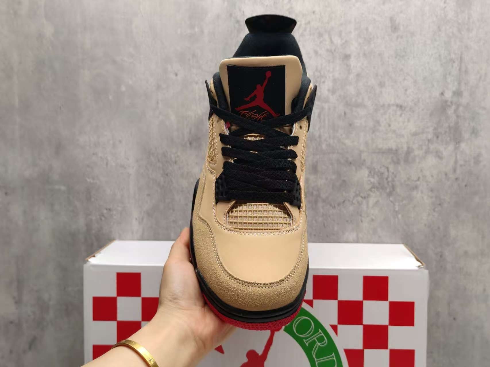Air Jordan 4 pizza
